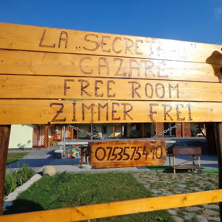 La Secretaru - Casa De Vacanta Cu Ciubar, Sauna Si Piscina De Vara 클루지나포카